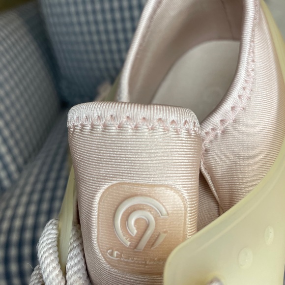 Light Pink Target Running Shoes - Picture 3 of 7